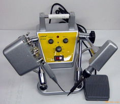 供應(yīng)萬(wàn)向自動(dòng)送錫焊錫機(jī) 恒溫